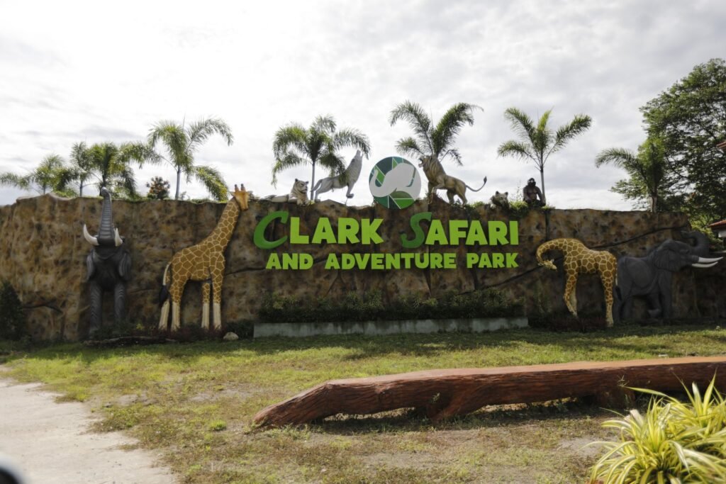 clark safari restaurant