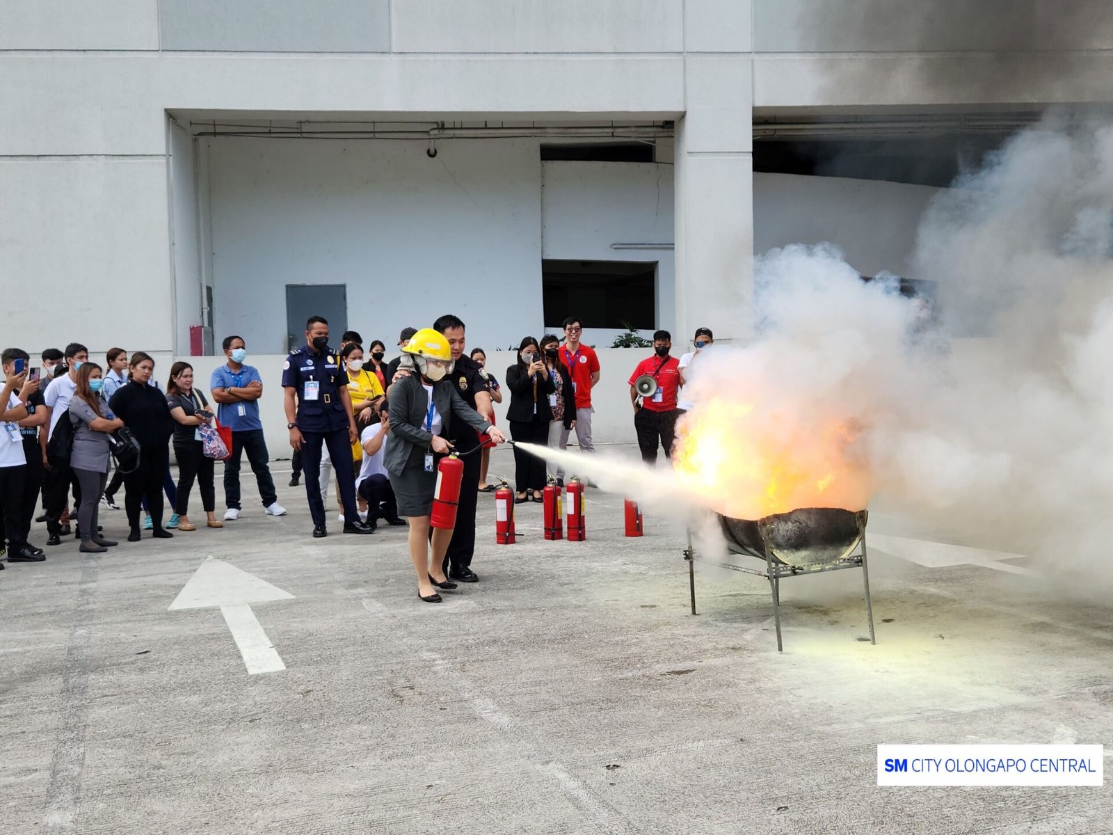 sm-conducts-fire-safety-seminar-drill-exercises-pampanga-news-now